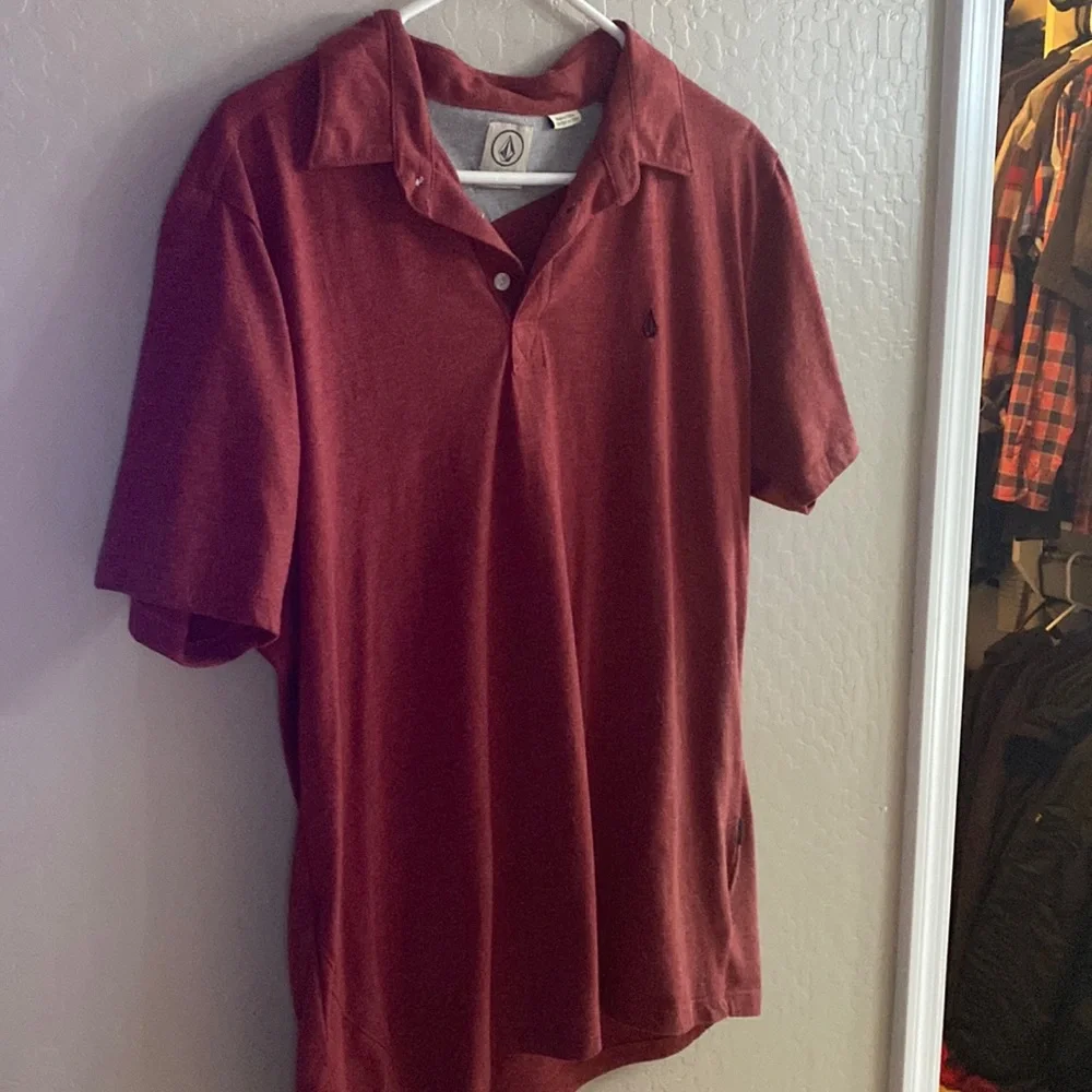 Rust Red Volcom Polo - Picture 1 of 3